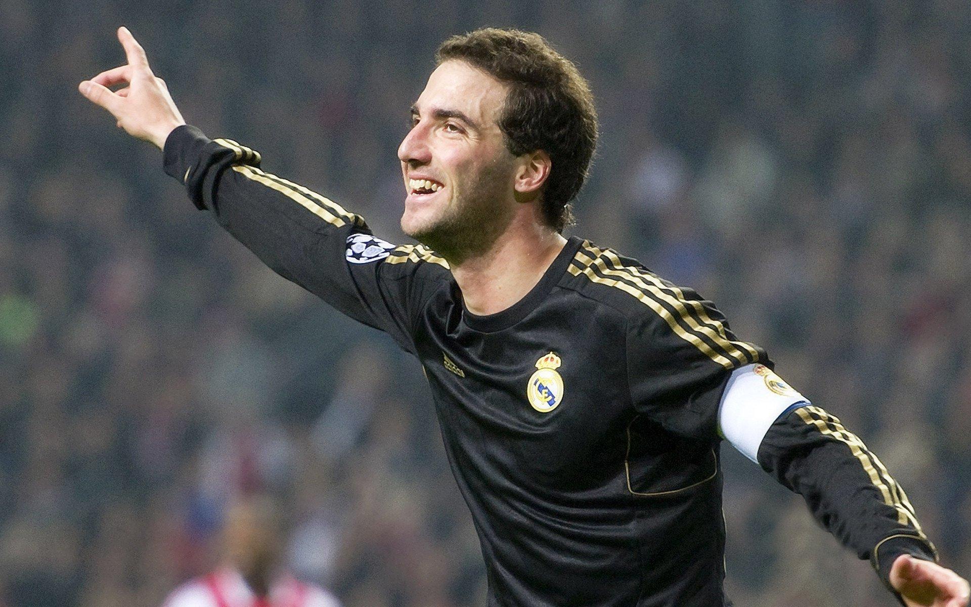 青少年足球的极限挑战，U15联赛15天7赛引英超专家警告