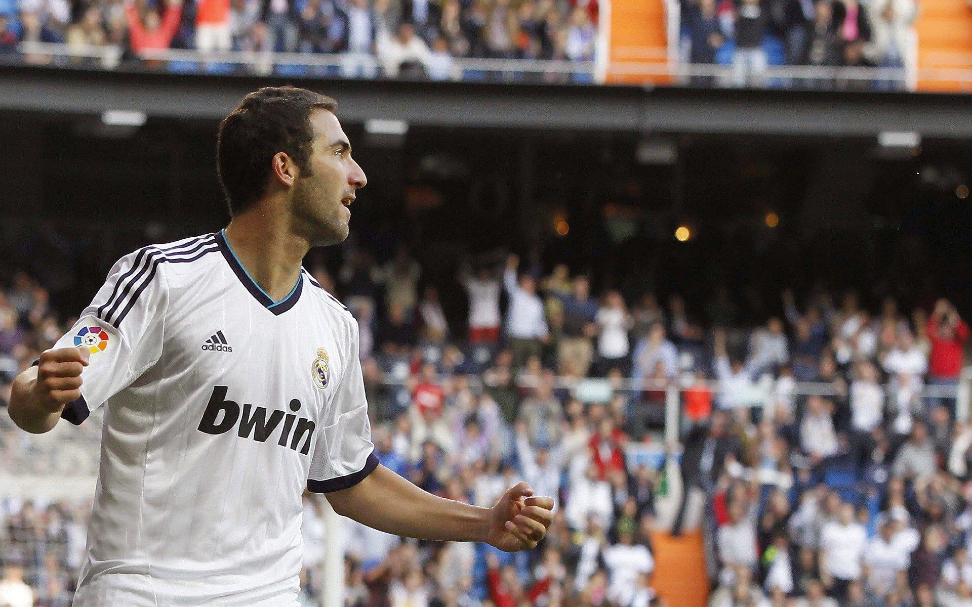 时光彼岸的巨人，一次关于健康、天赋与未竟传奇的篮球遐想