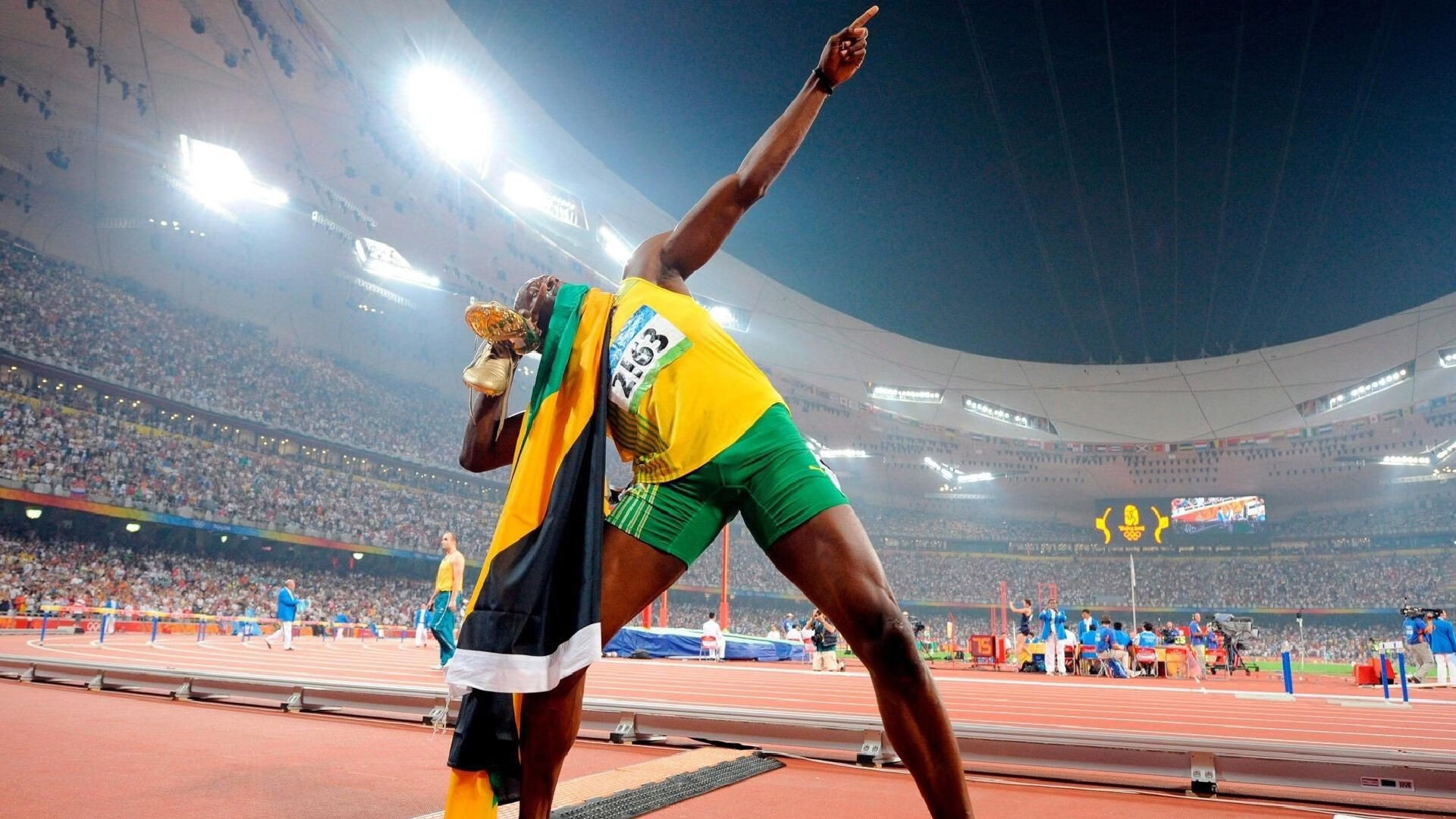 天山脚下上演生死决战，新疆队弹尽粮绝赢得对手脱帽致敬