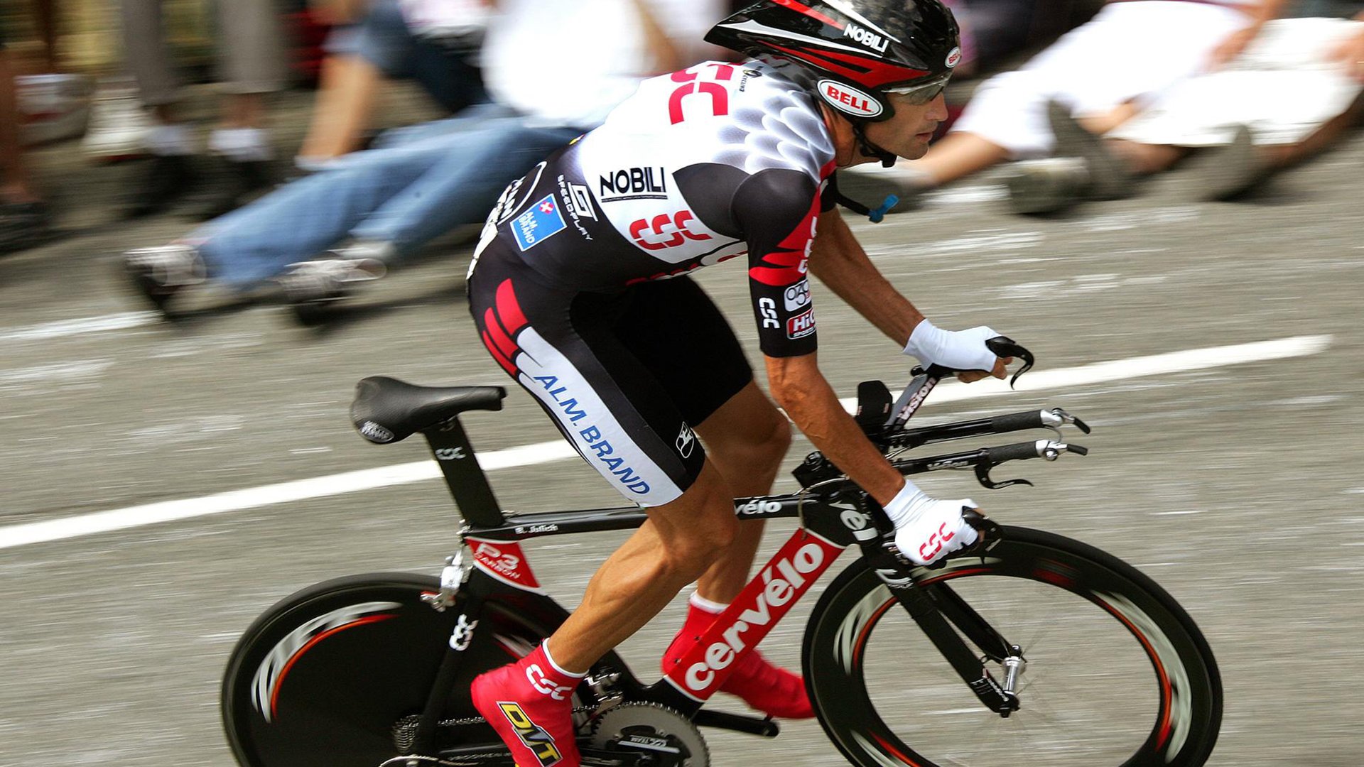 漂亮男孩终能独当一面 生死关头北京需要更多方硕